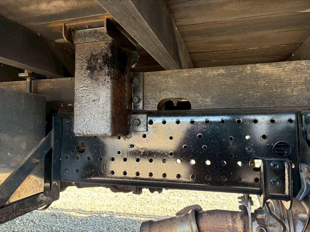 いすゞ フォワード TKG-FRR90S2(2WD)の写真17