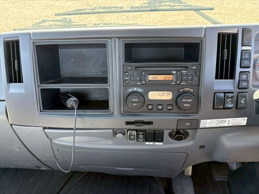 いすゞ フォワード TKG-FRR90S2(2WD)の写真22