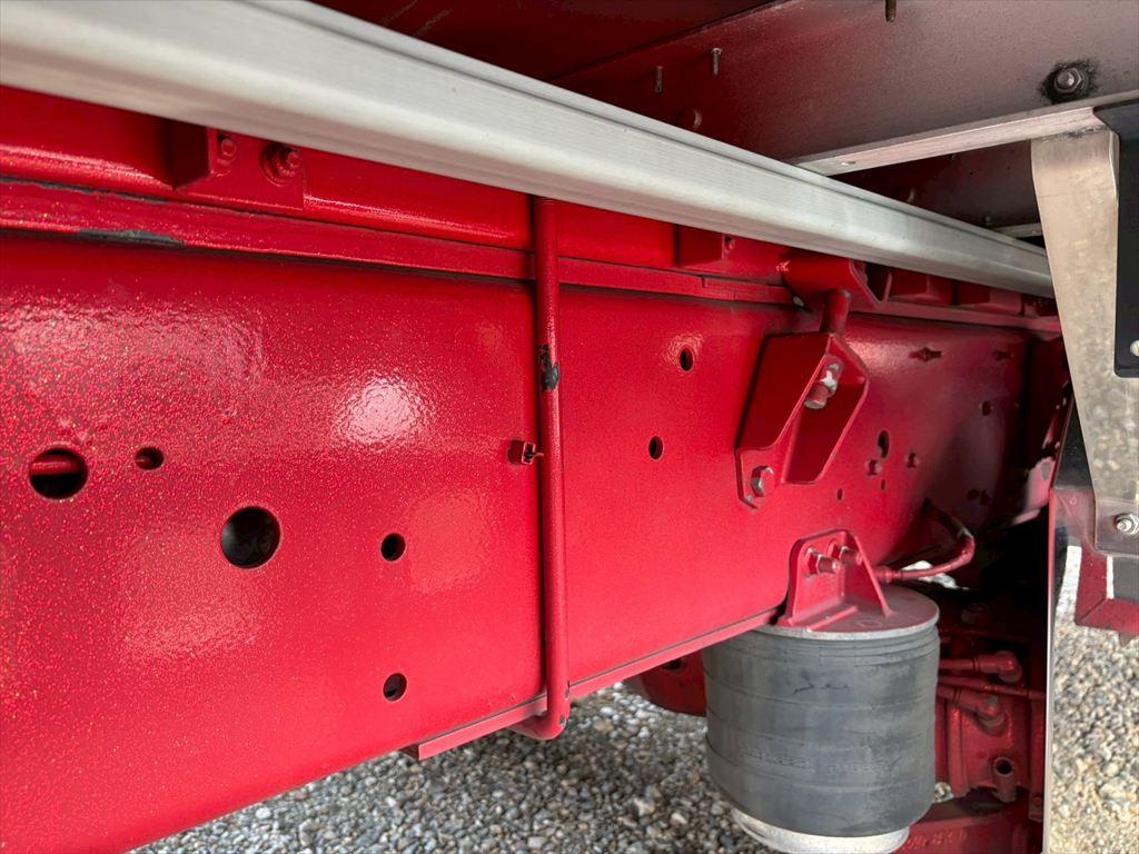 いすゞ ギガ 2PG-CYJ77C(8x4)の写真15