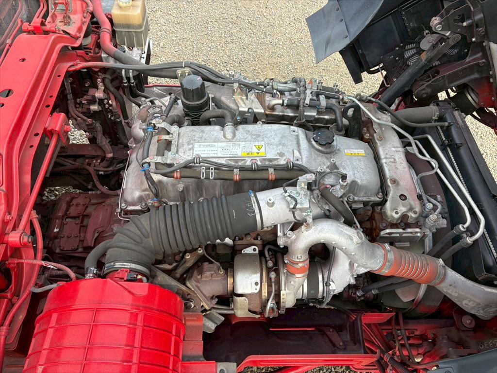 いすゞ ギガ 2PG-CYJ77C(8x4)の写真18