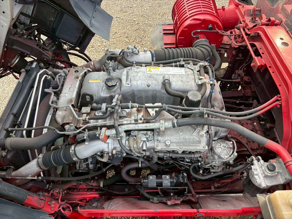 いすゞ ギガ 2PG-CYJ77C(8x4)の写真19