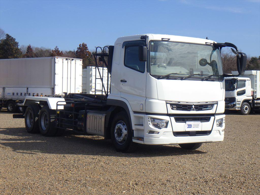 三菱 スーパーグレート 2PG-FV70HY(6x4)の写真2