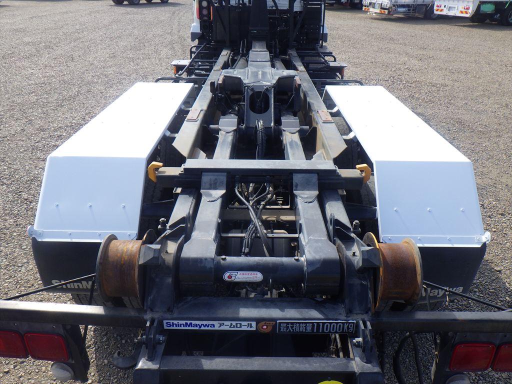 三菱 スーパーグレート 2PG-FV70HY(6x4)の写真8