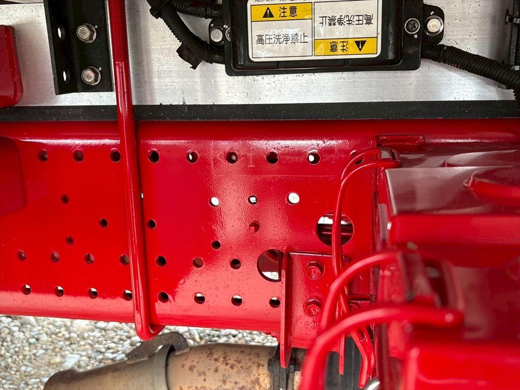 いすゞ フォワード LPG-FTR90S2(2WD)の写真17