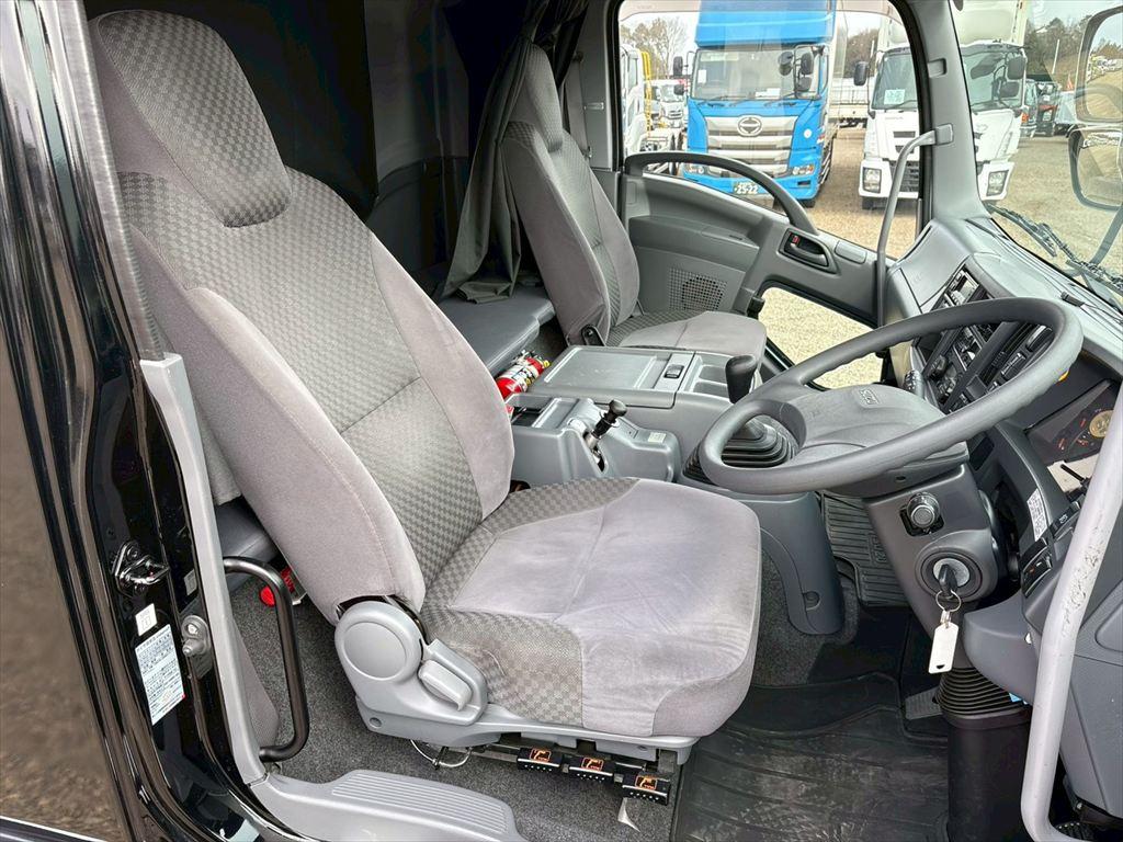 いすゞ フォワード LPG-FTR90S2(2WD)の写真21