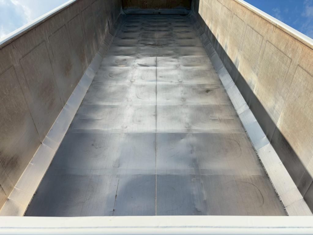 日野 プロフィア 2DG-FS1AHA(6x4)の写真8