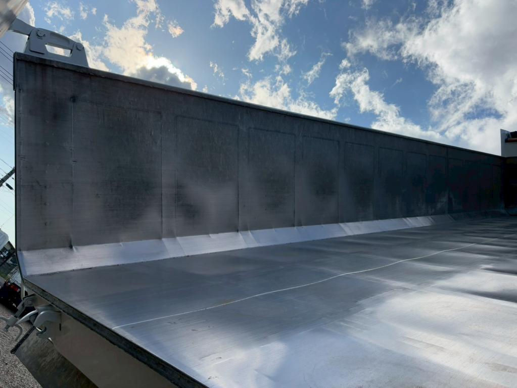 日野 プロフィア 2DG-FS1AHA(6x4)の写真9