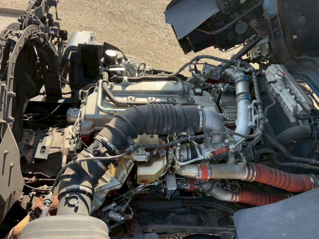 日野 プロフィア 2DG-FS1AHA(6x4)の写真19