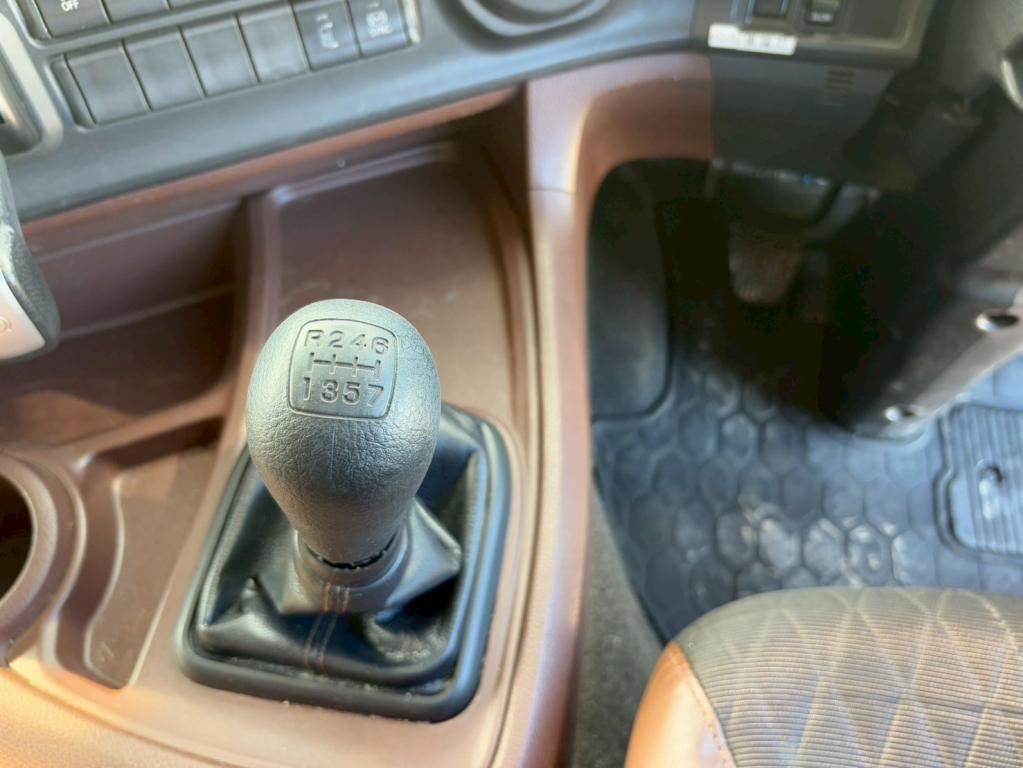 日野 プロフィア 2DG-FS1AHA(6x4)の写真23