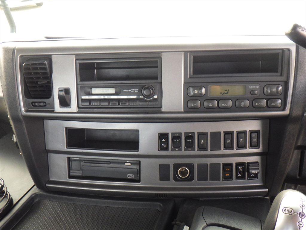 日野 プロフィア QDG-SS1EKDA(6x4)の写真22