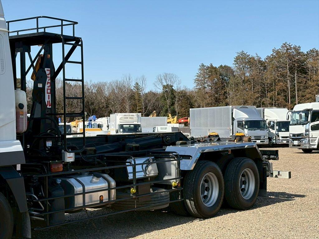 三菱 スーパーグレート 2KG-FV70HY(6x4)の写真6