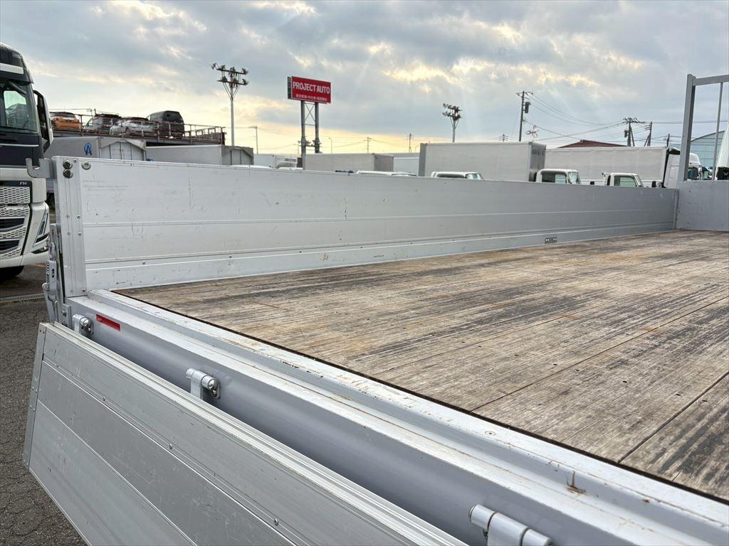 三菱 ファイター 2KG-FK62FZ(2WD)の写真9