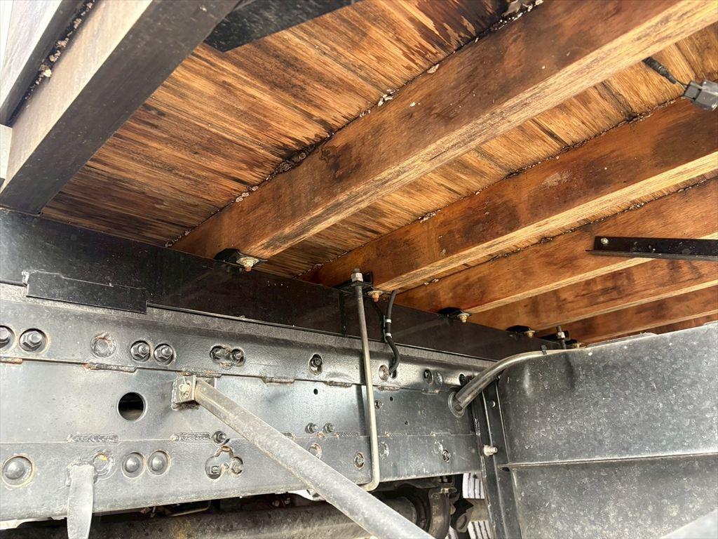 三菱 ファイター 2KG-FK62FZ(2WD)の写真15