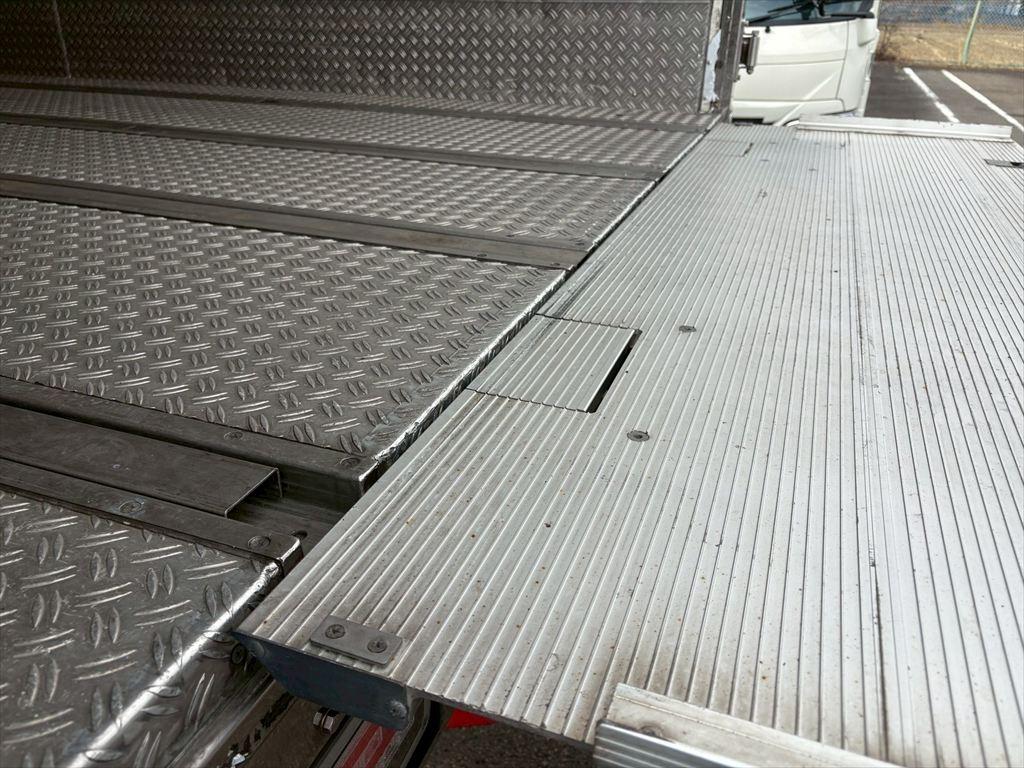 日野 レンジャー 2KG-FD2ABG(2WD)の写真13