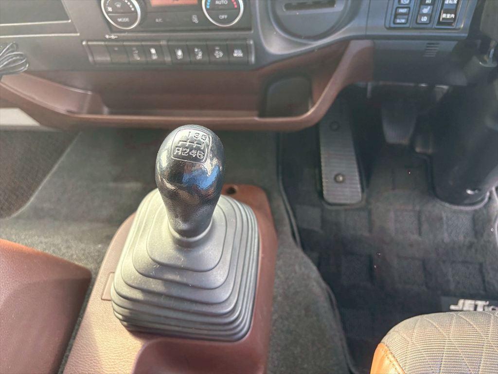 日野 レンジャー 2KG-FD2ABG(2WD)の写真23