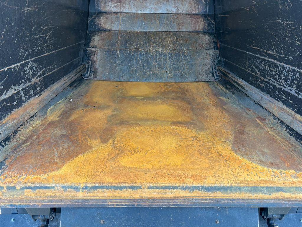 いすゞ フォワード TKG-FRR90S2(2WD)の写真8