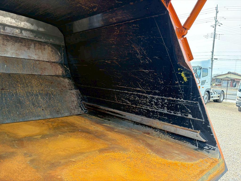 いすゞ フォワード TKG-FRR90S2(2WD)の写真10