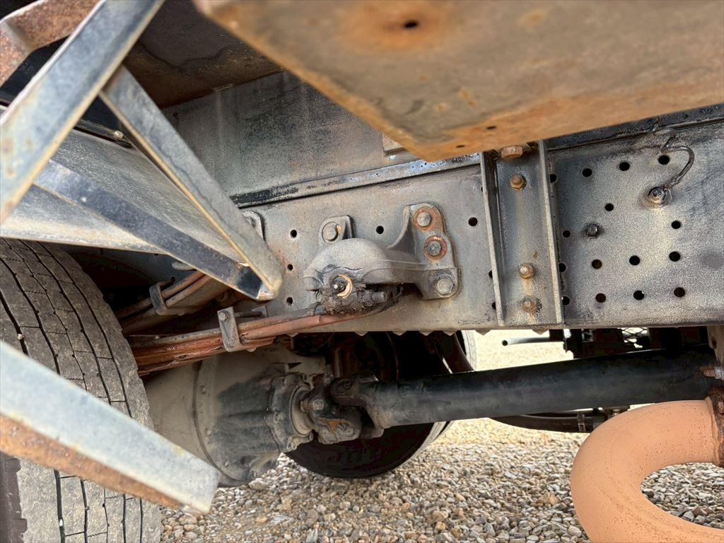 いすゞ フォワード TKG-FRR90S2(2WD)の写真17