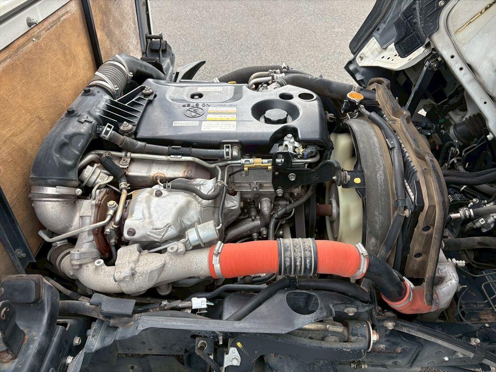 いすゞ エルフ TPG-NJR85A(2WD)の写真19