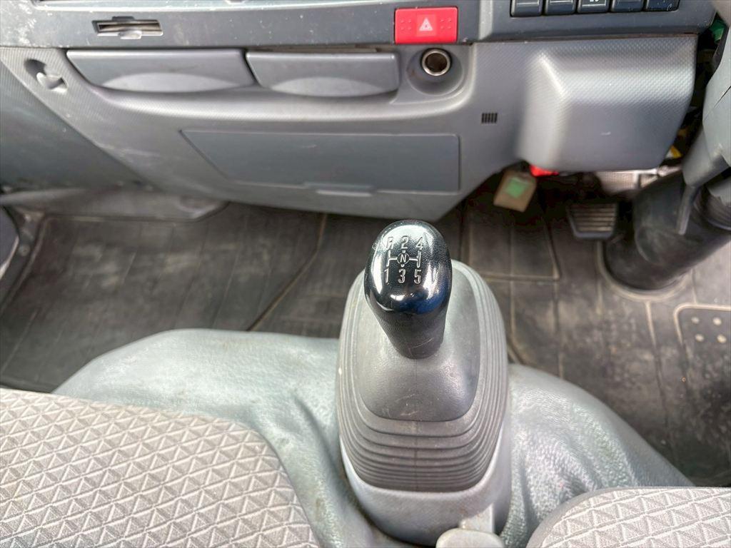 いすゞ エルフ TPG-NJR85A(2WD)の写真23