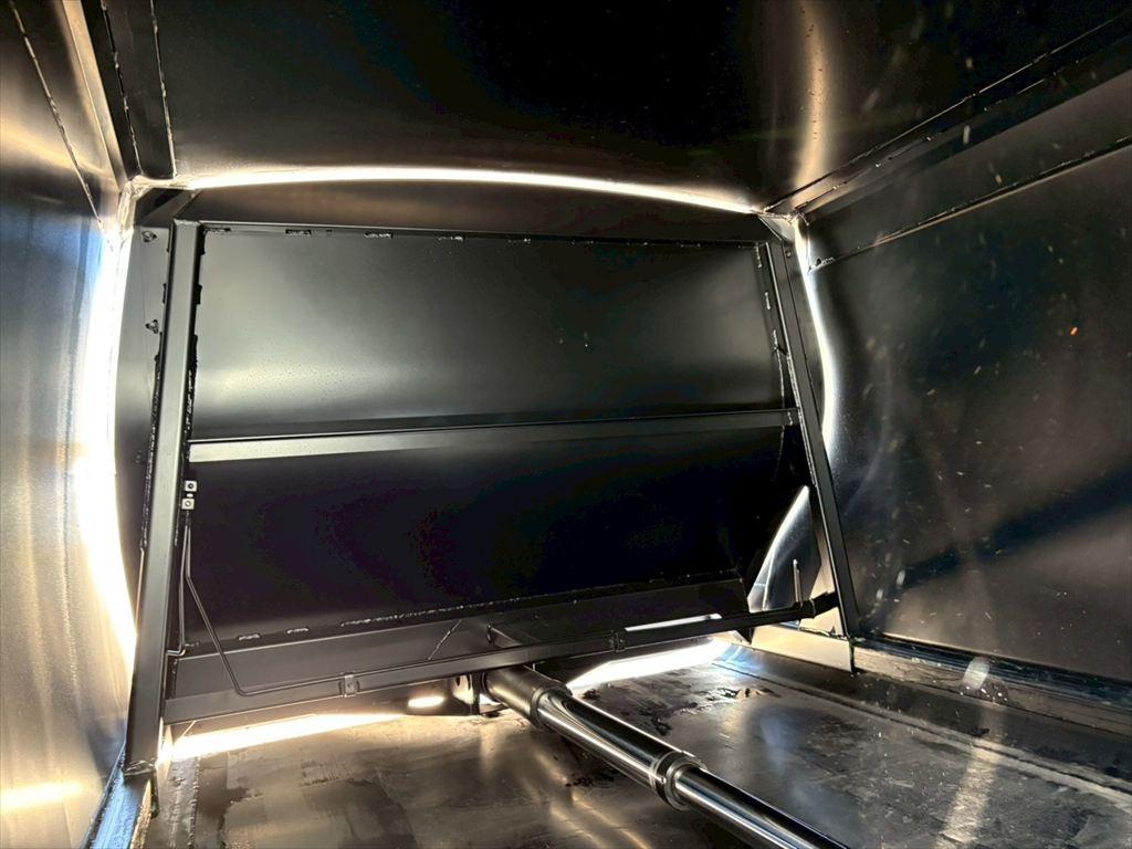 三菱 キャンター 2RG-FEAV0(2WD)の写真12