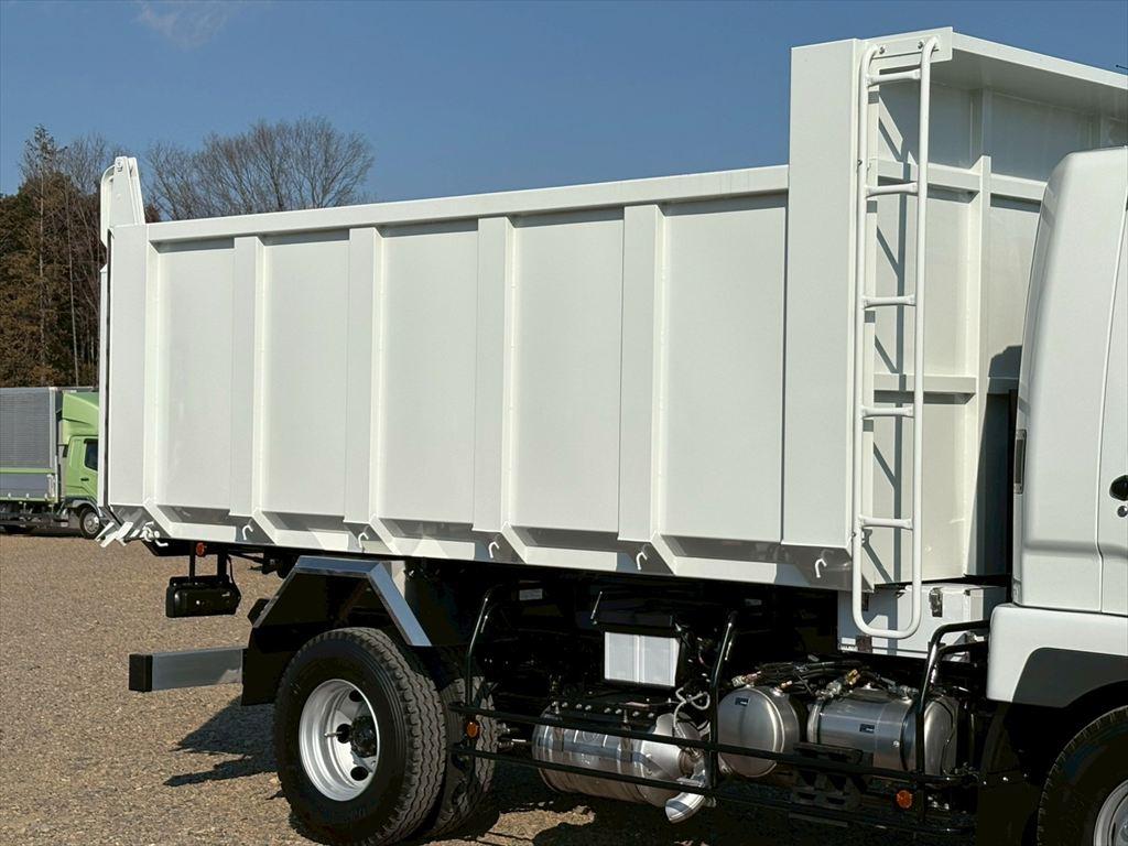 三菱 ファイター 2KG-FK72F(2WD)の写真5