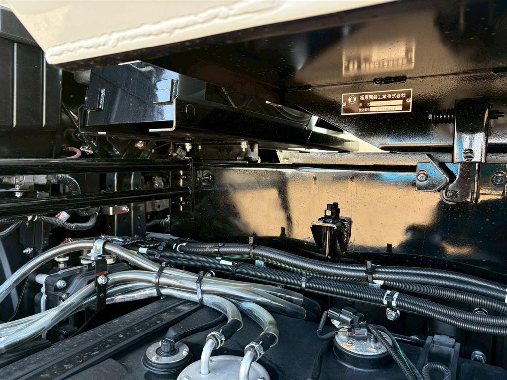 三菱 ファイター 2KG-FK72F(2WD)の写真15