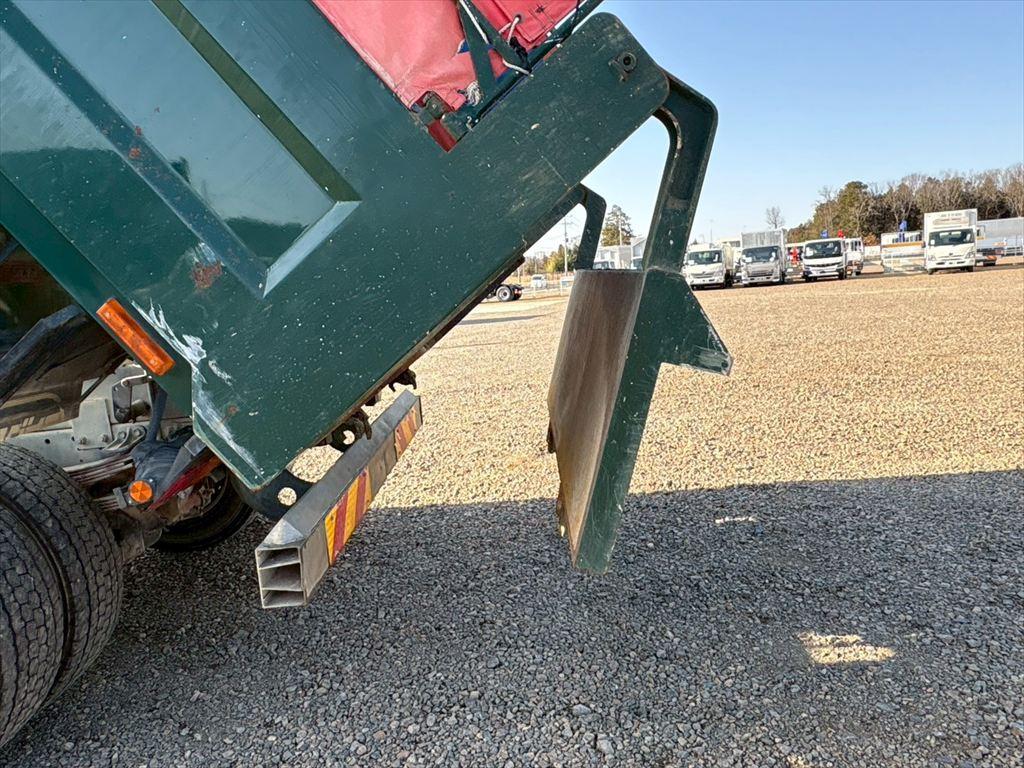 いすゞ フォワード LPG-FTR90S2(2WD)の写真12