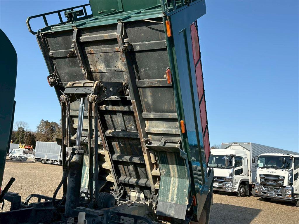 いすゞ フォワード LPG-FTR90S2(2WD)の写真13