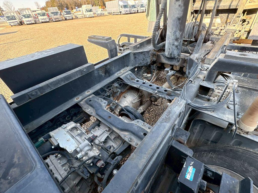 いすゞ フォワード LPG-FTR90S2(2WD)の写真14