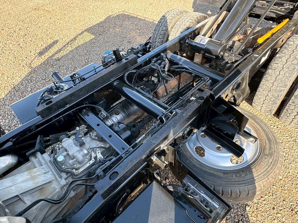 三菱 キャンター TPG-FBA60(2WD)の写真13