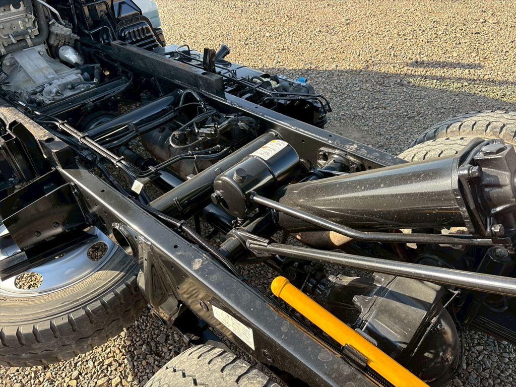 三菱 キャンター TPG-FBA60(2WD)の写真14