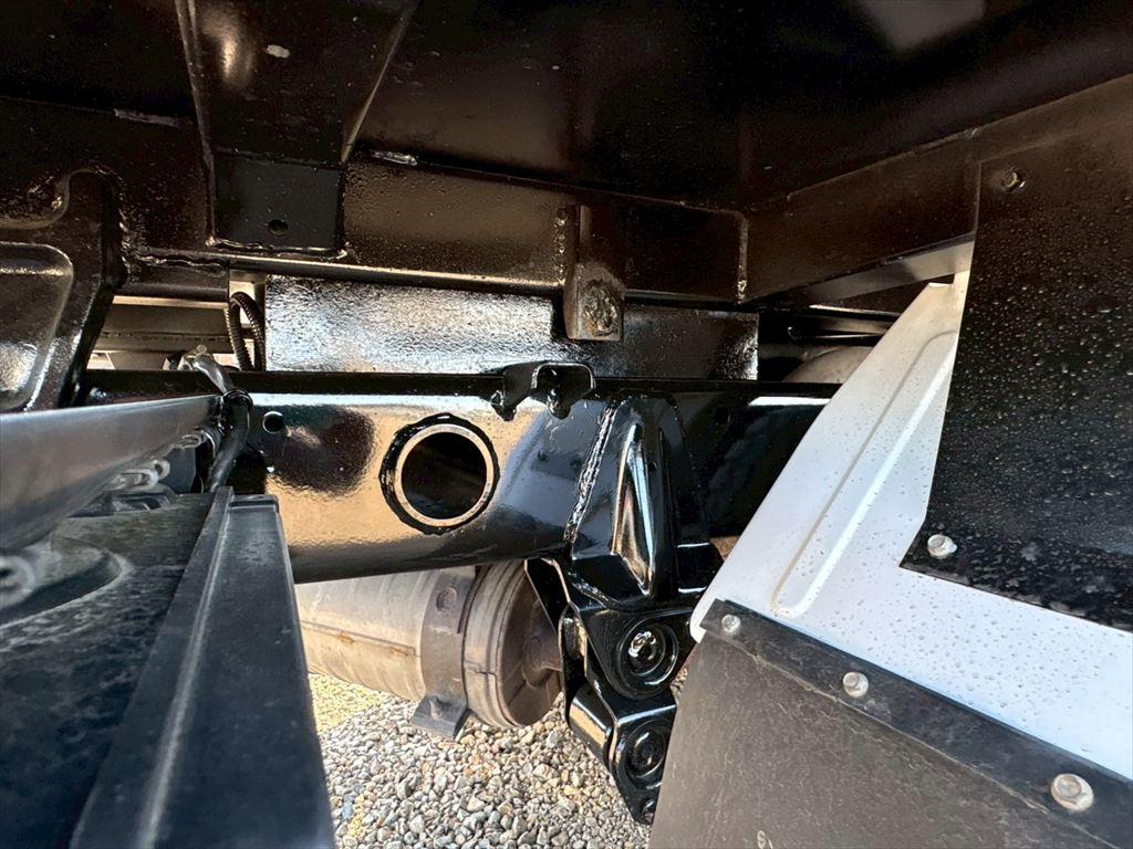 三菱 キャンター TPG-FBA60(2WD)の写真16