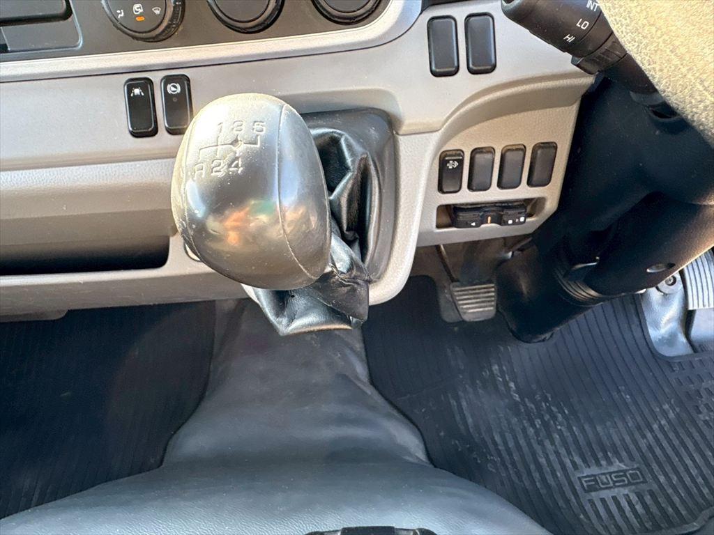 三菱 キャンター TPG-FBA60(2WD)の写真23