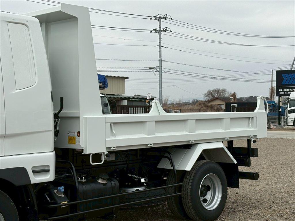 三菱 ファイター 2KG-FK62F(2WD)の写真6