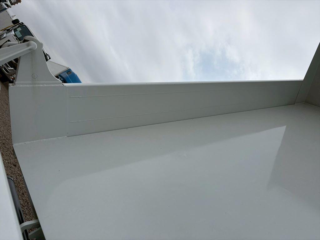 三菱 ファイター 2KG-FK62F(2WD)の写真9