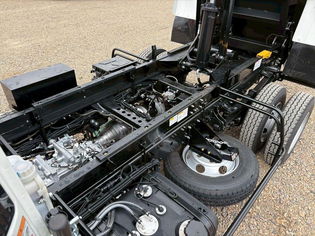 三菱 ファイター 2KG-FK62F(2WD)の写真14