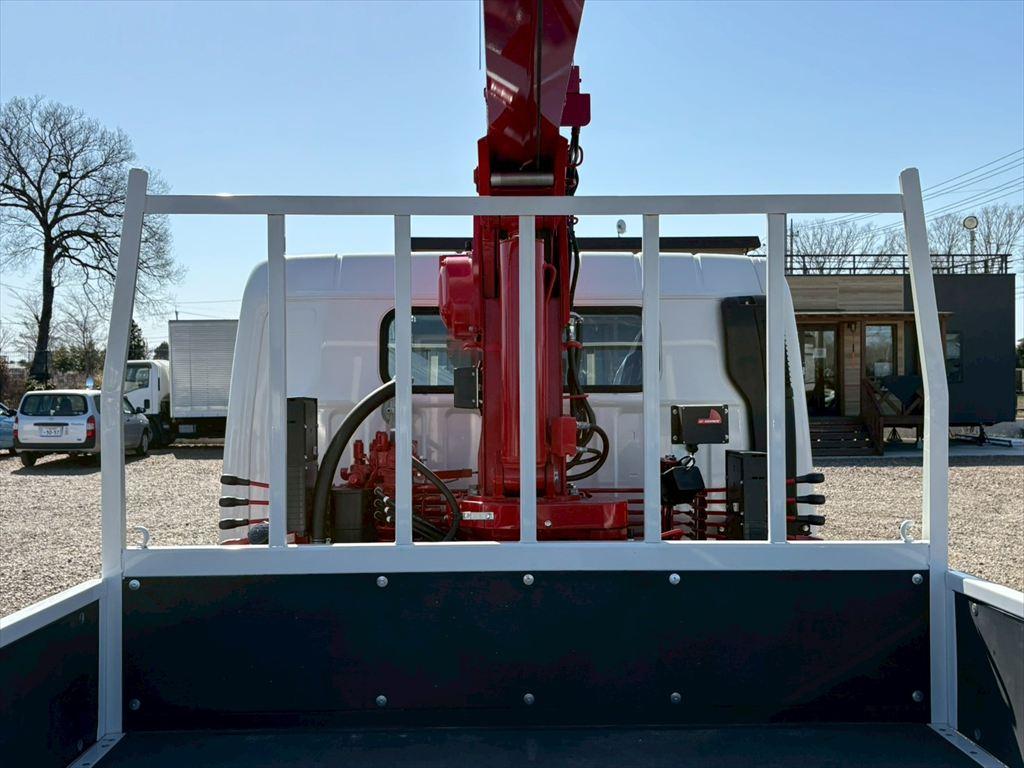 三菱 キャンター 2RG-FEB80(2WD)の写真7