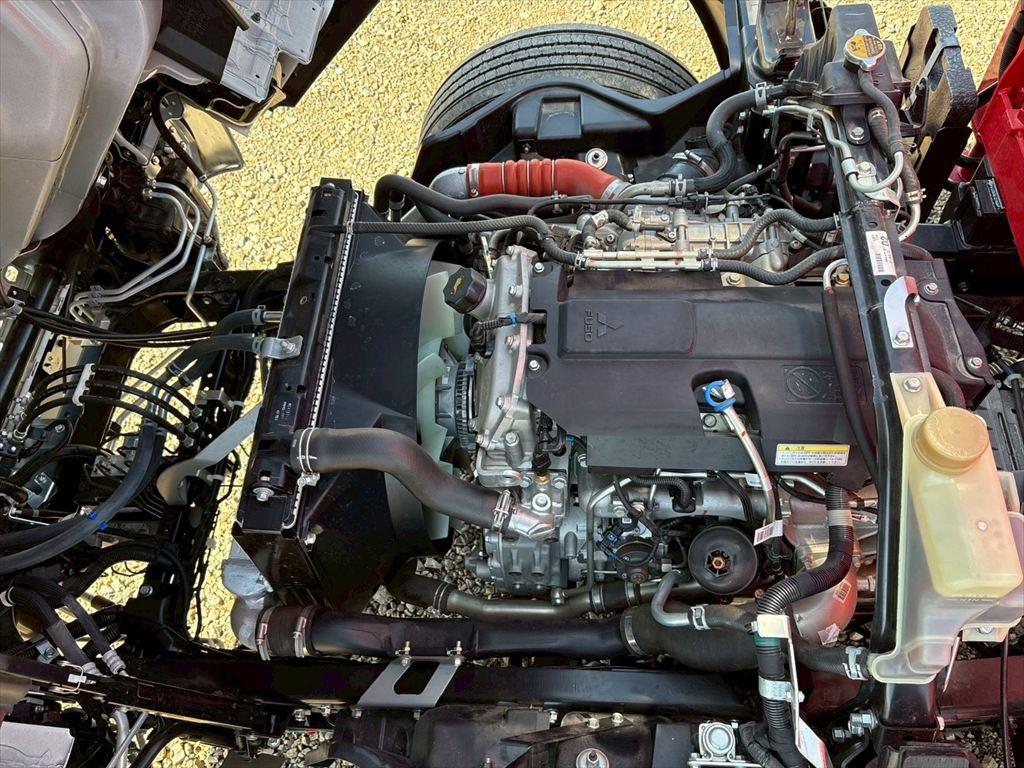 三菱 キャンター 2RG-FEB80(2WD)の写真18