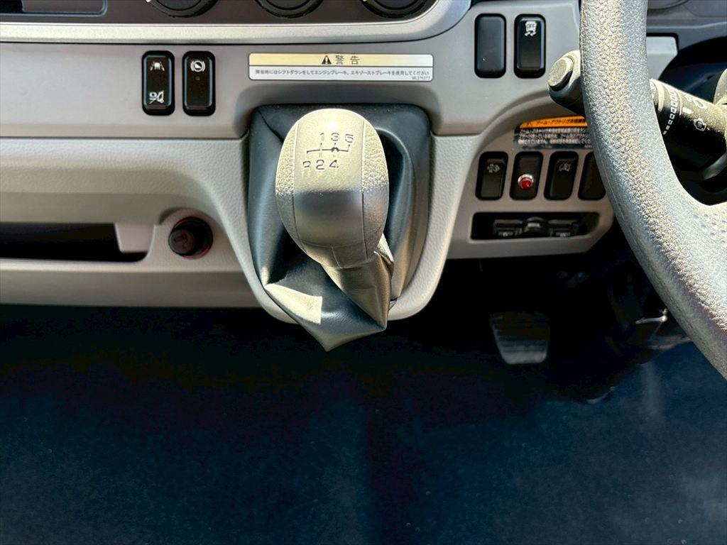 三菱 キャンター 2RG-FEB80(2WD)の写真23