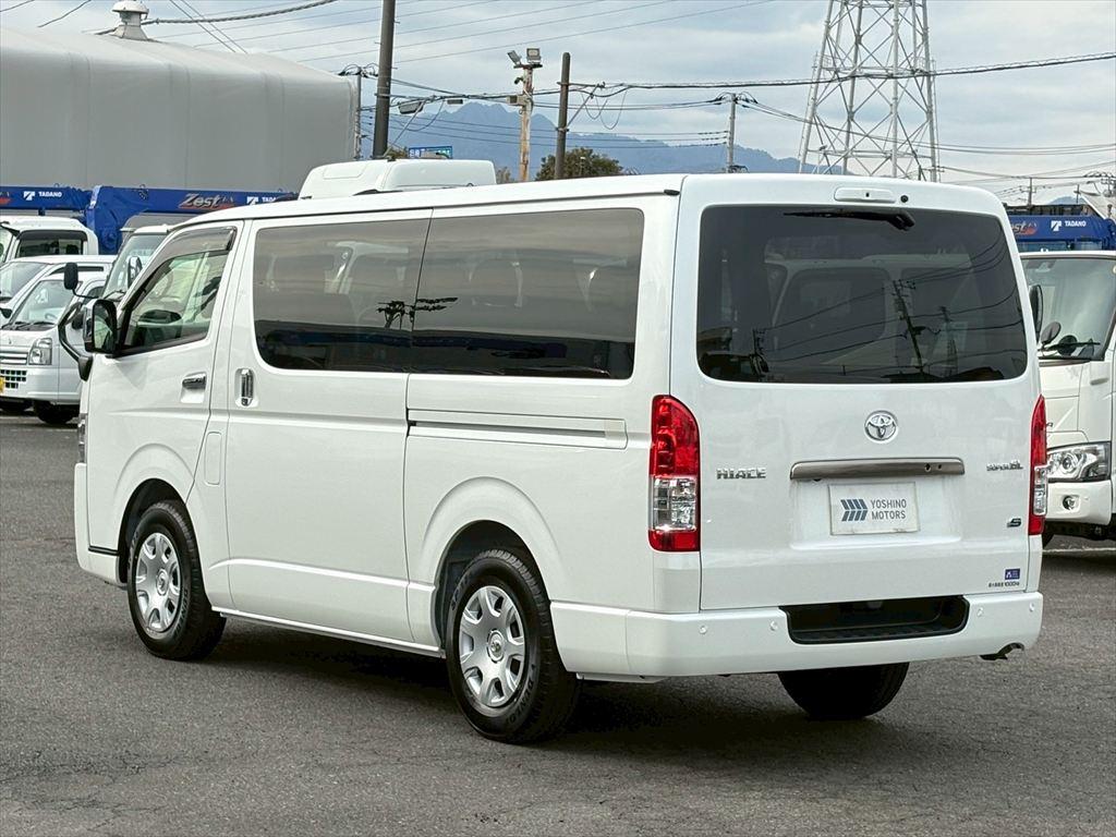 トヨタ その他 3DF-GDH201V(その他)の写真3