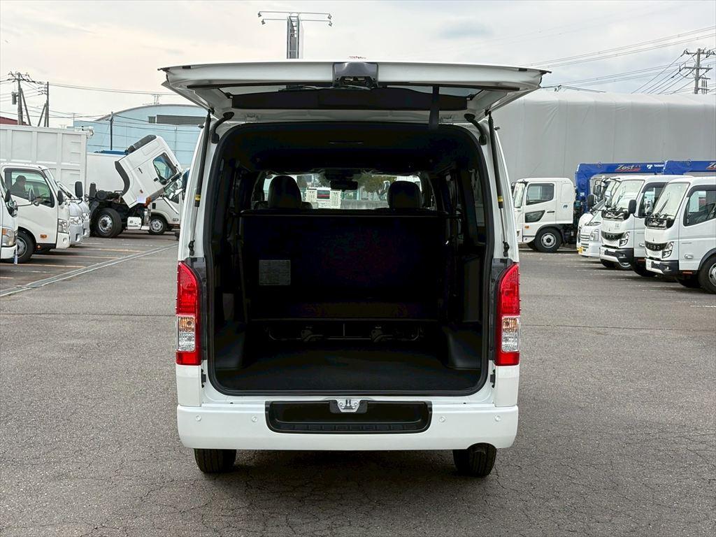 トヨタ その他 3DF-GDH201V(その他)の写真12