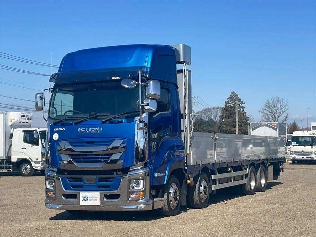いすゞ ギガ 2PG-CYJ77C(8x4)の写真1
