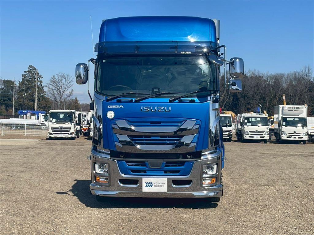 いすゞ ギガ 2PG-CYJ77C(8x4)の写真13