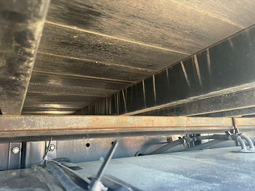 いすゞ ギガ 2PG-CYJ77C(8x4)の写真15