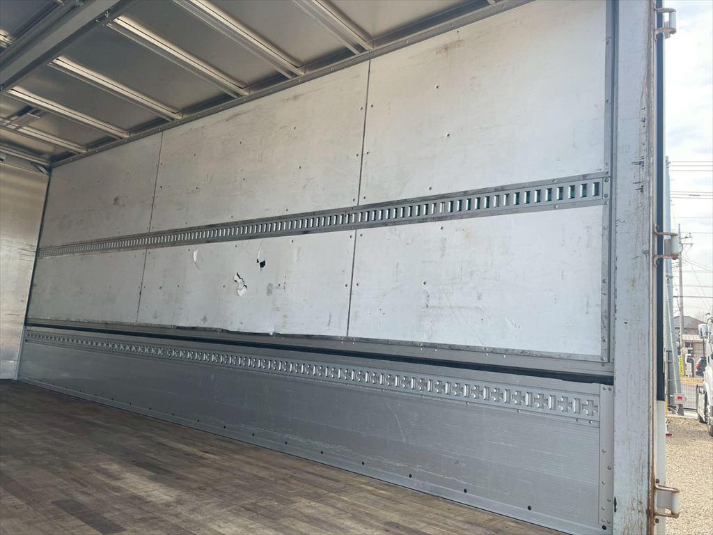 三菱 ファイター 2KG-FK64F(2WD)の写真10