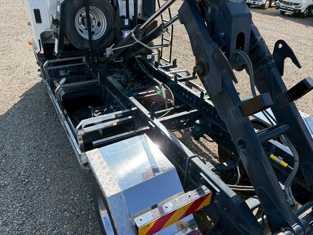 日野 レンジャー 2KG-FC2ABA(2WD)の写真12