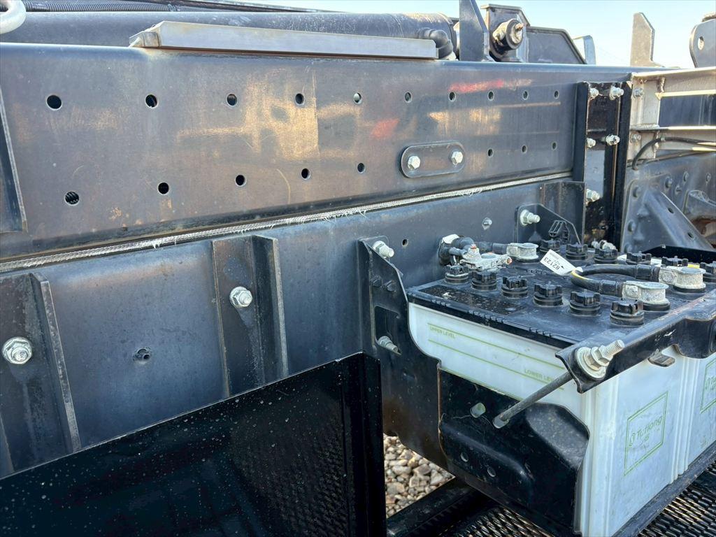 日野 レンジャー 2KG-FC2ABA(2WD)の写真16