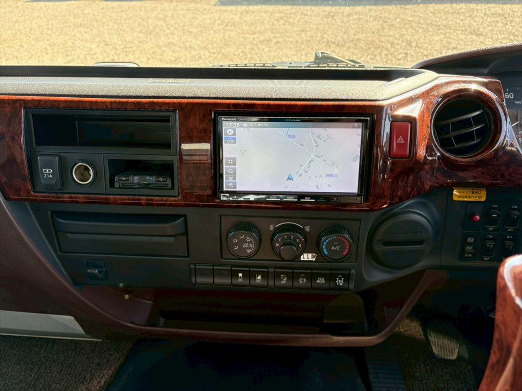 日野 レンジャー 2KG-FC2ABA(2WD)の写真22