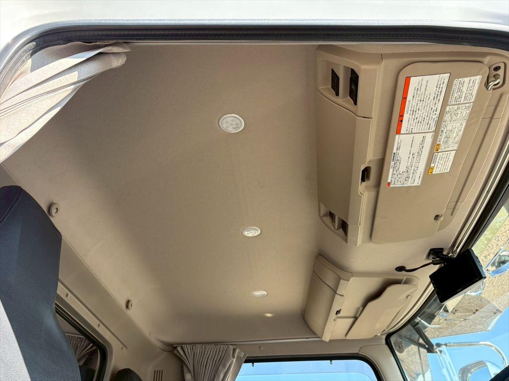 日野 レンジャー 2KG-FC2ABA(2WD)の写真24